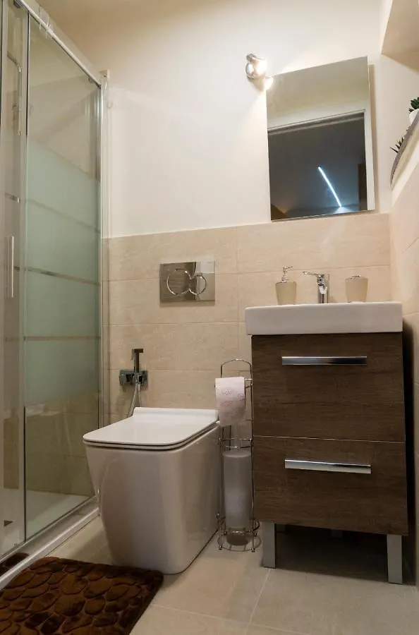 Ad Un Passo Dal Centro Apartment Catania